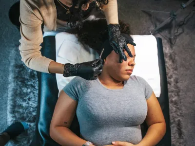 Dermaplaning